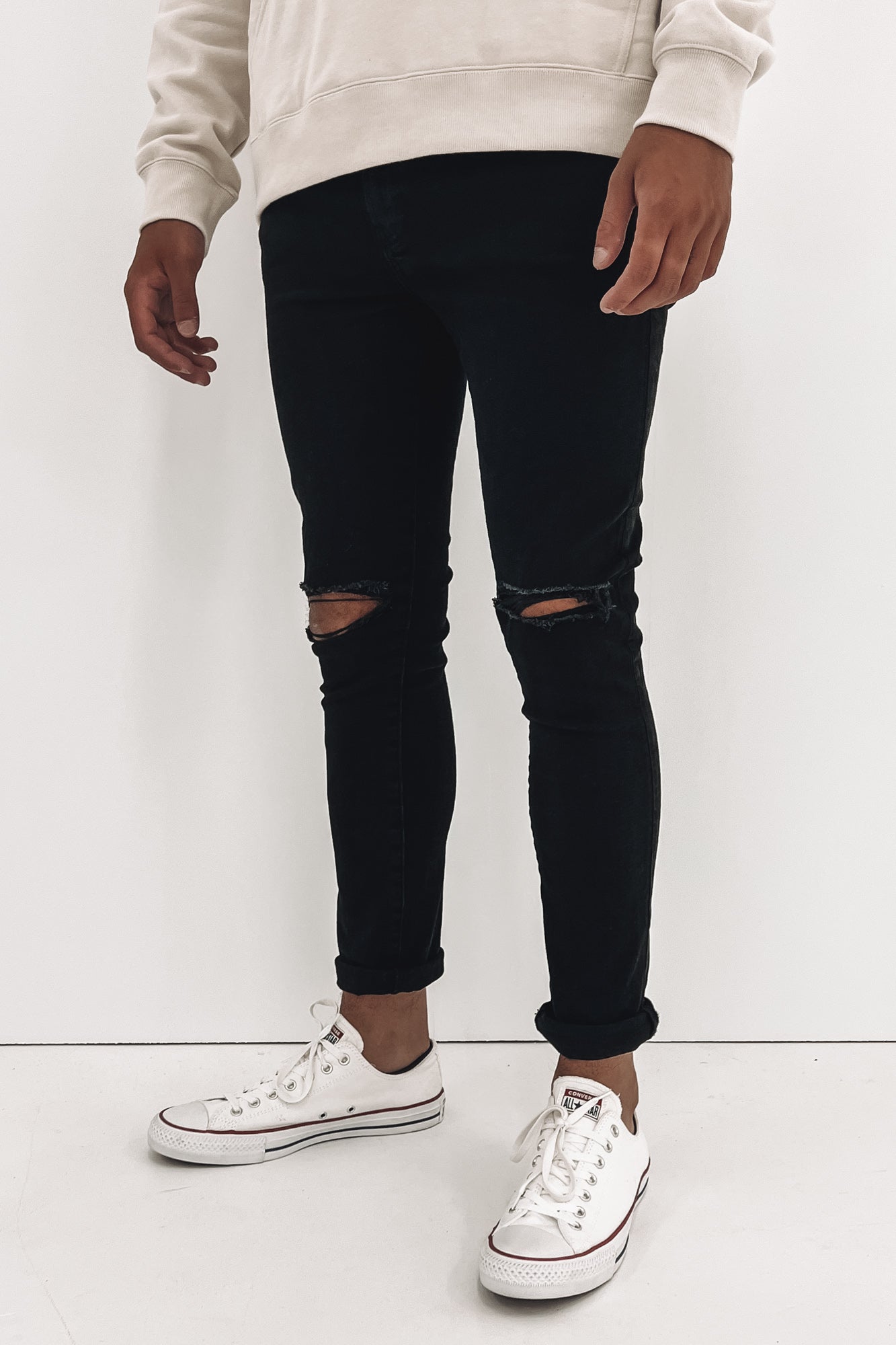 R1 Skinny Jean Darkside Destroy