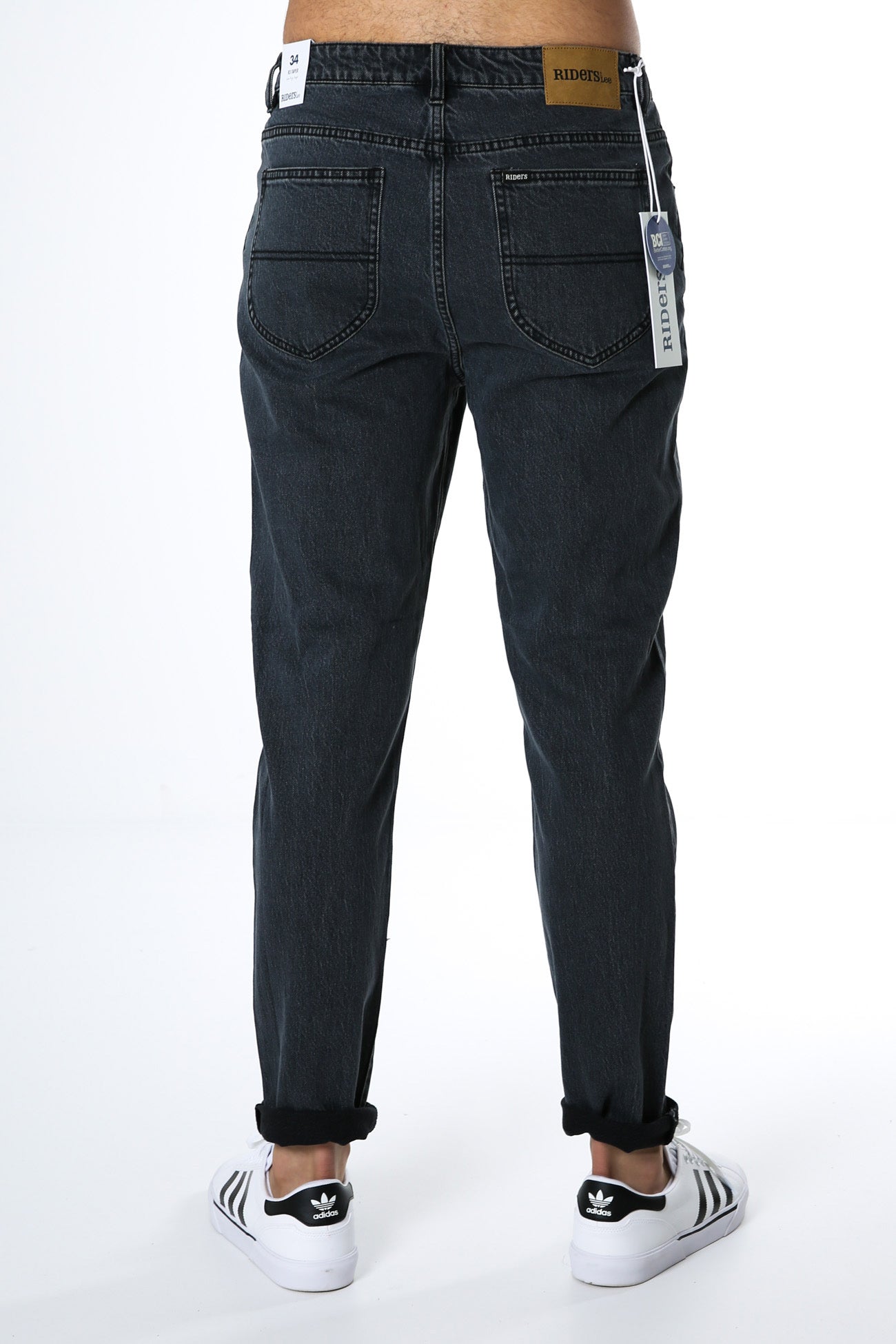 R3 Relaxed Taper Jean Black Fade