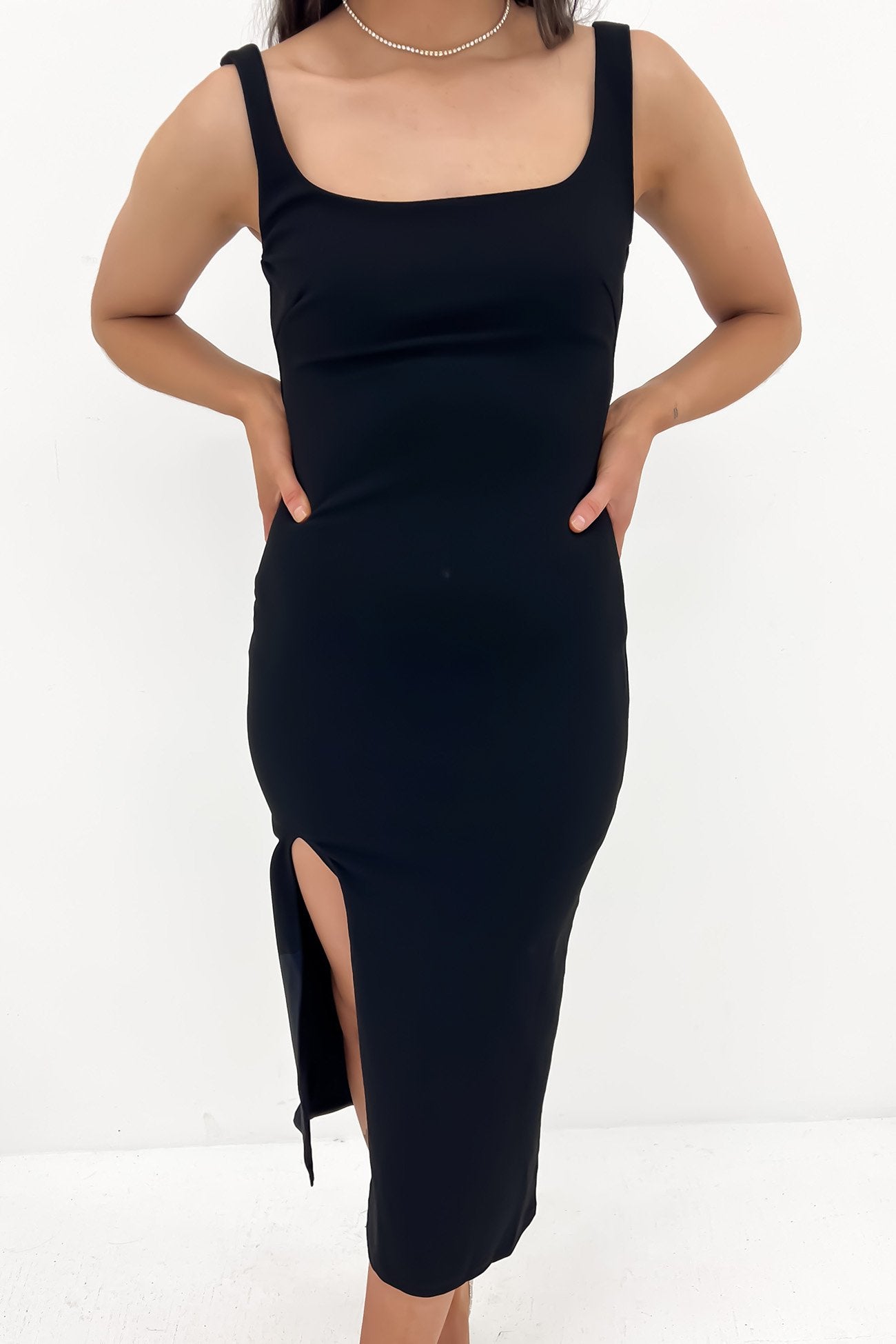 Reign Midi Dress Black