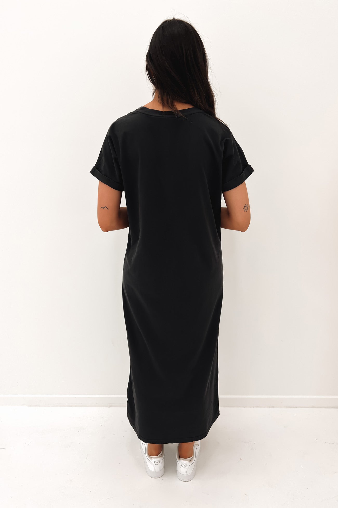 Revival Midi Tee Dress Washed Black