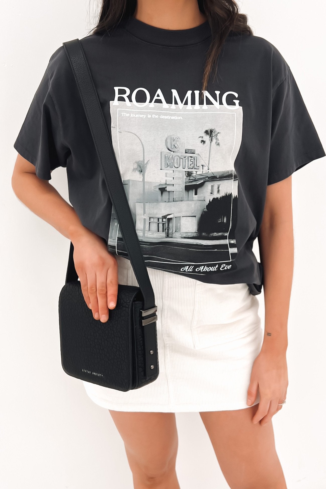 Roaming Tee Washed Black