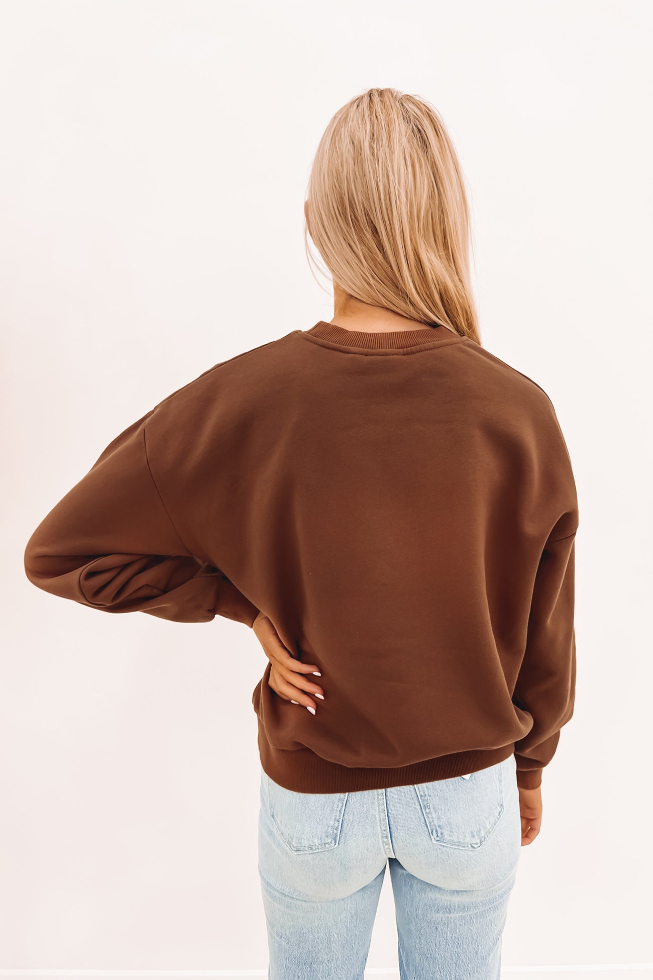 Rusty Essentials Relaxed Crew Fleece Chocolate