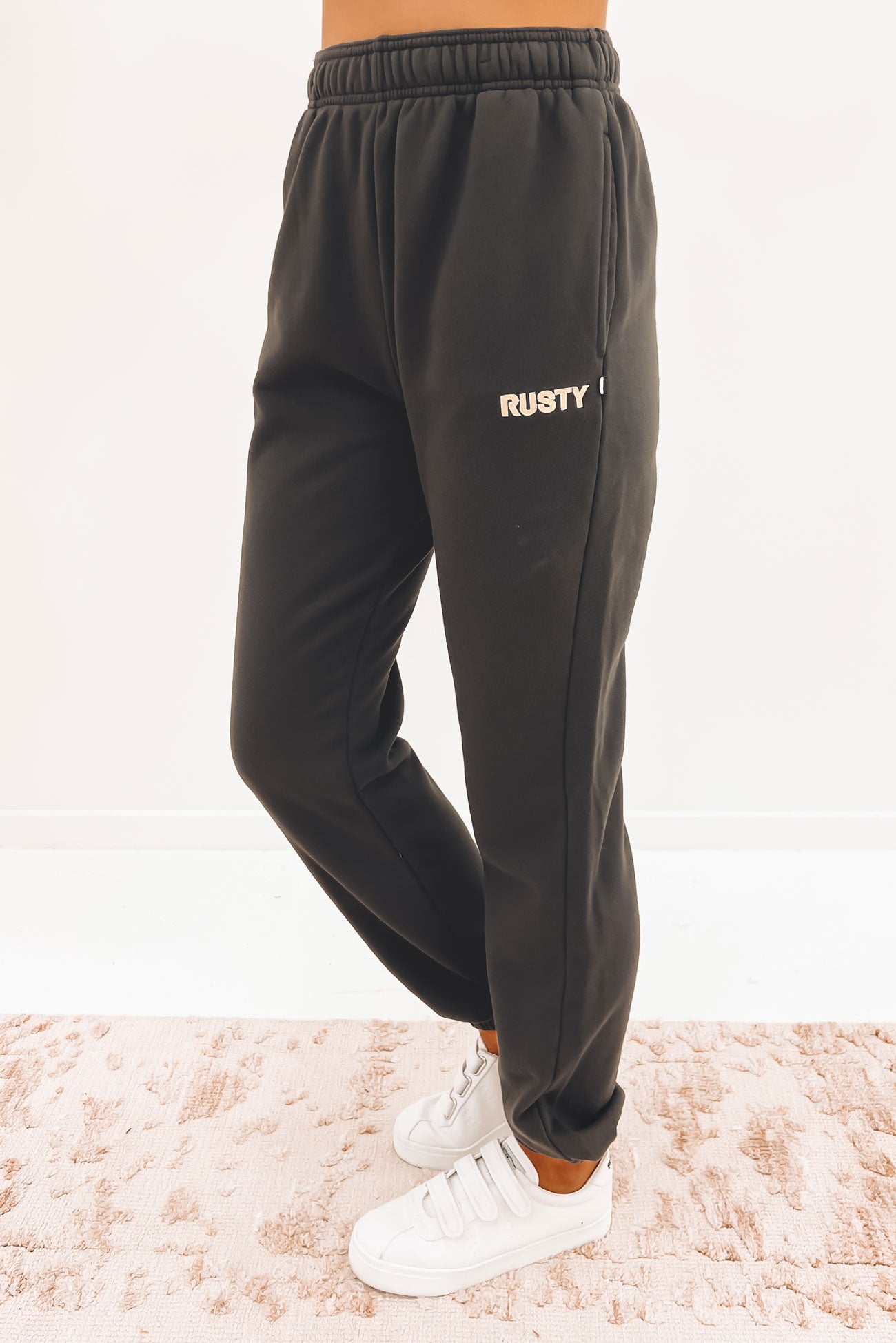 Rusty Movement Elastic Cuff Trackpant Charcoal