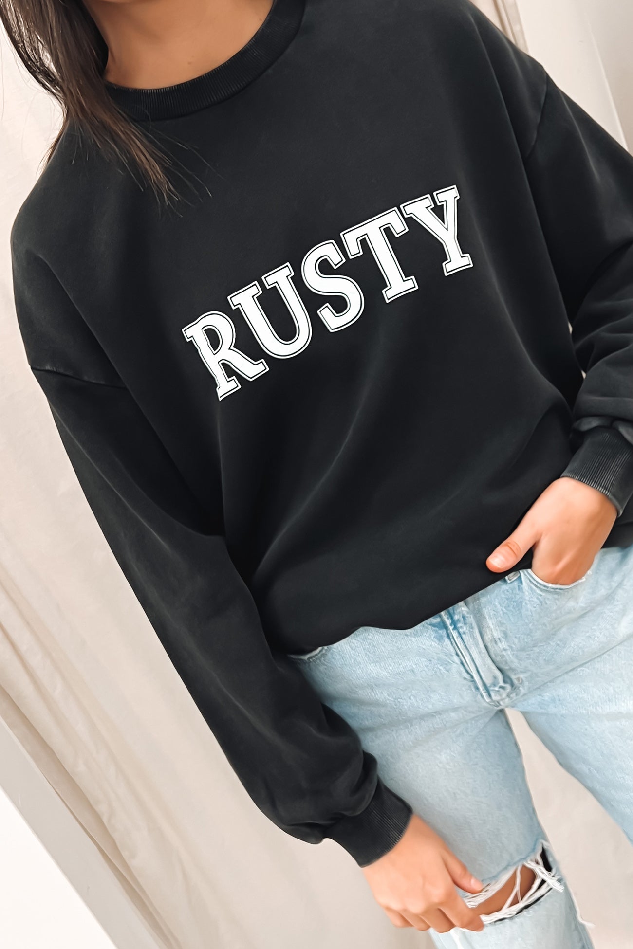 Rusty Oversize Crew Fleece Washed Black