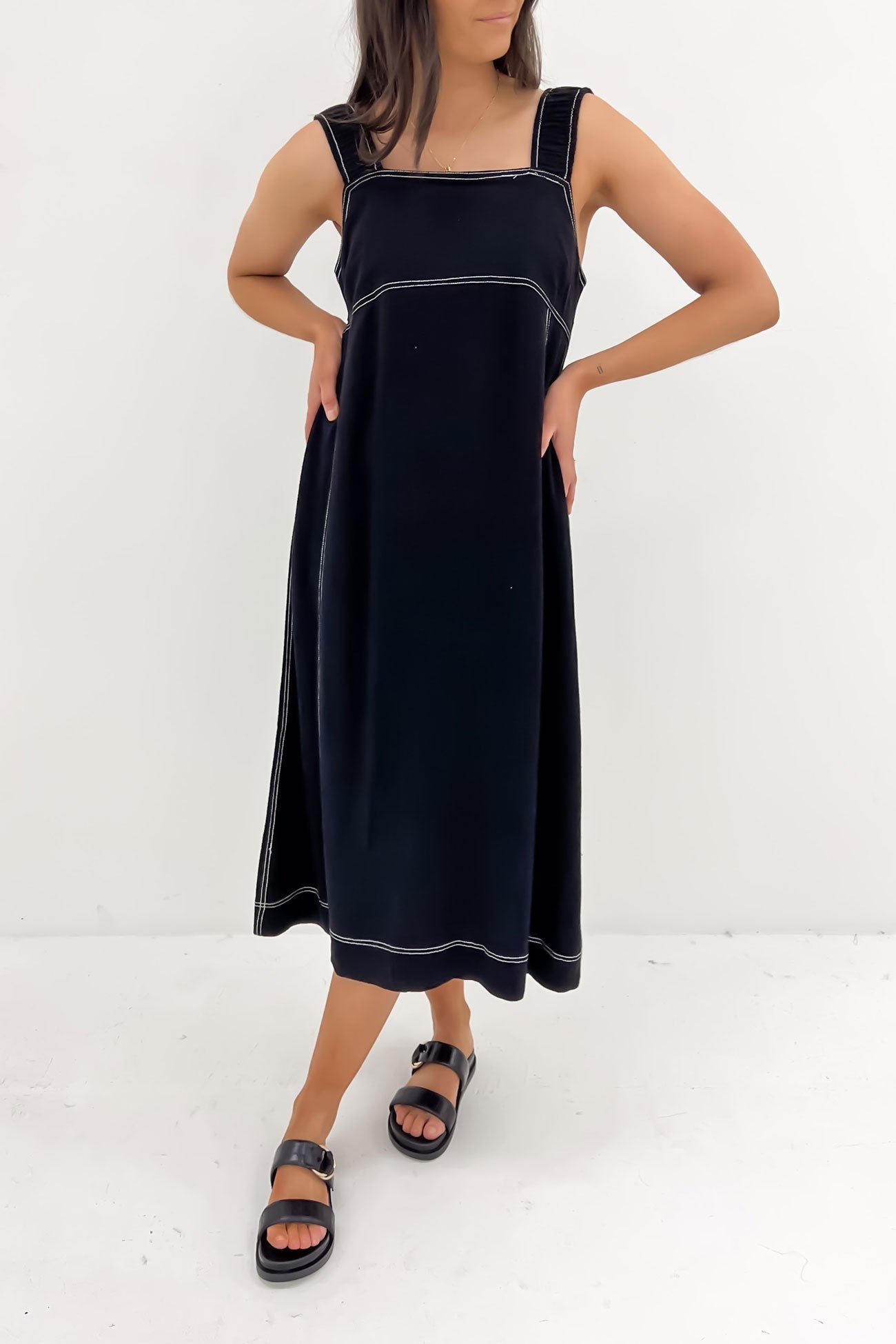 Sage Dress Black