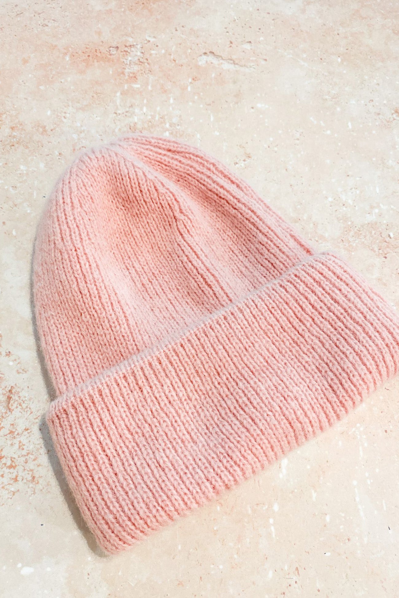 Scarlet Beanie Pink