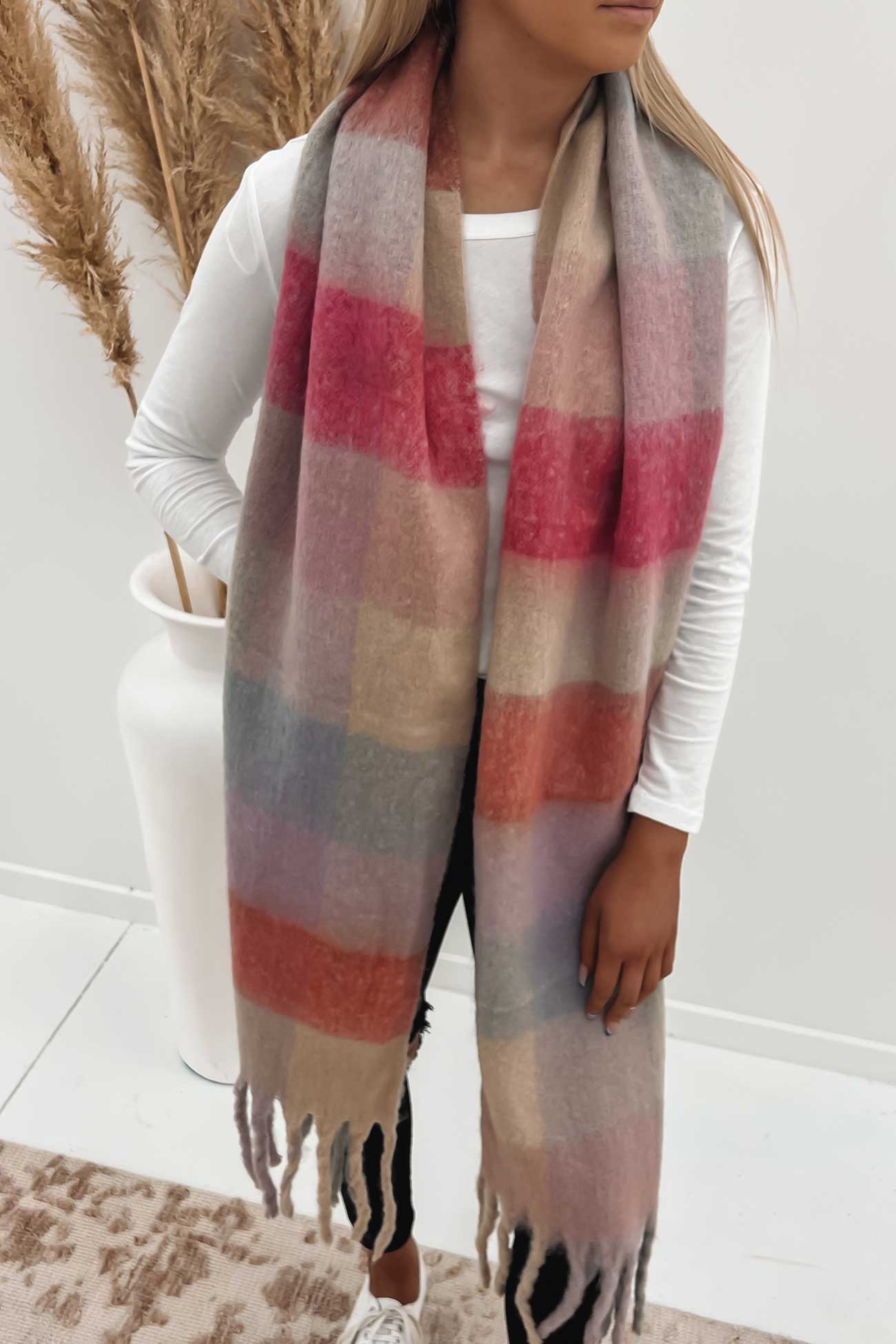 Seb Fluffy Scarf Pink Multi