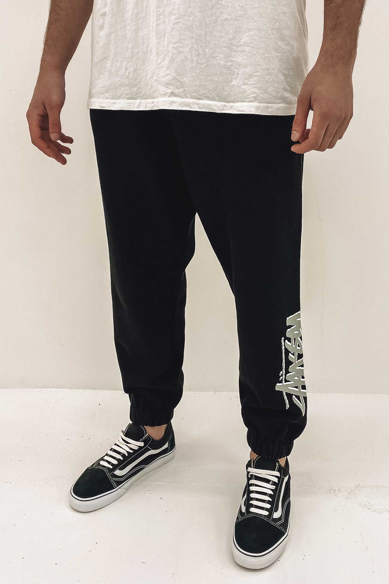 Shadow Stock Trackpant Black