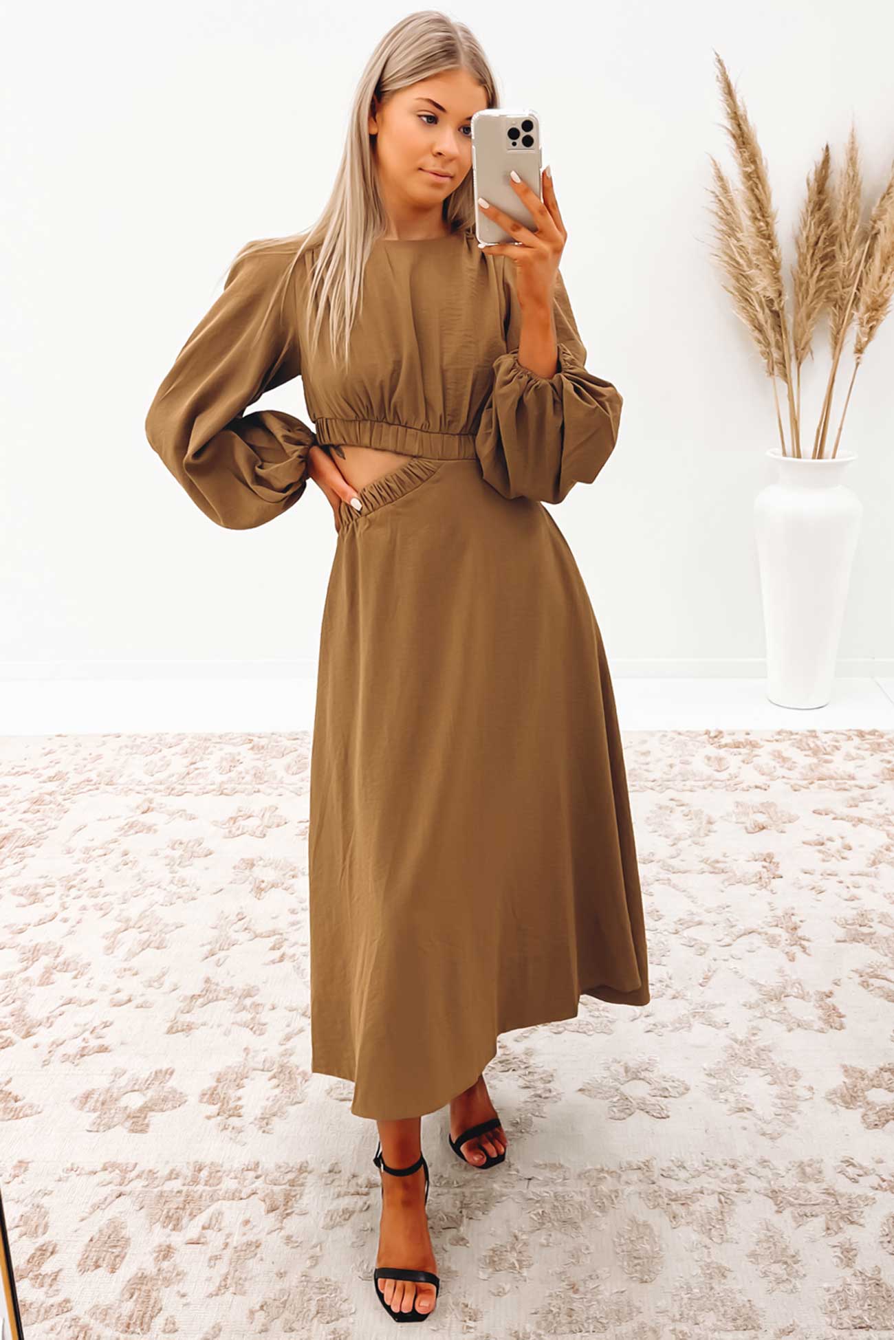 Sienah Maxi Dress Tan