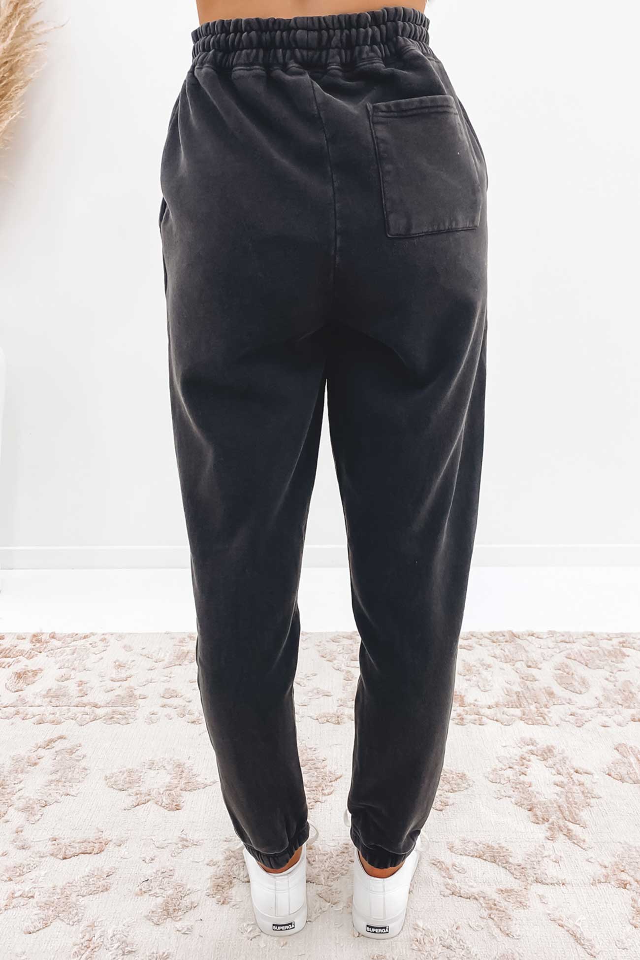 Society Trackpant Washed Black