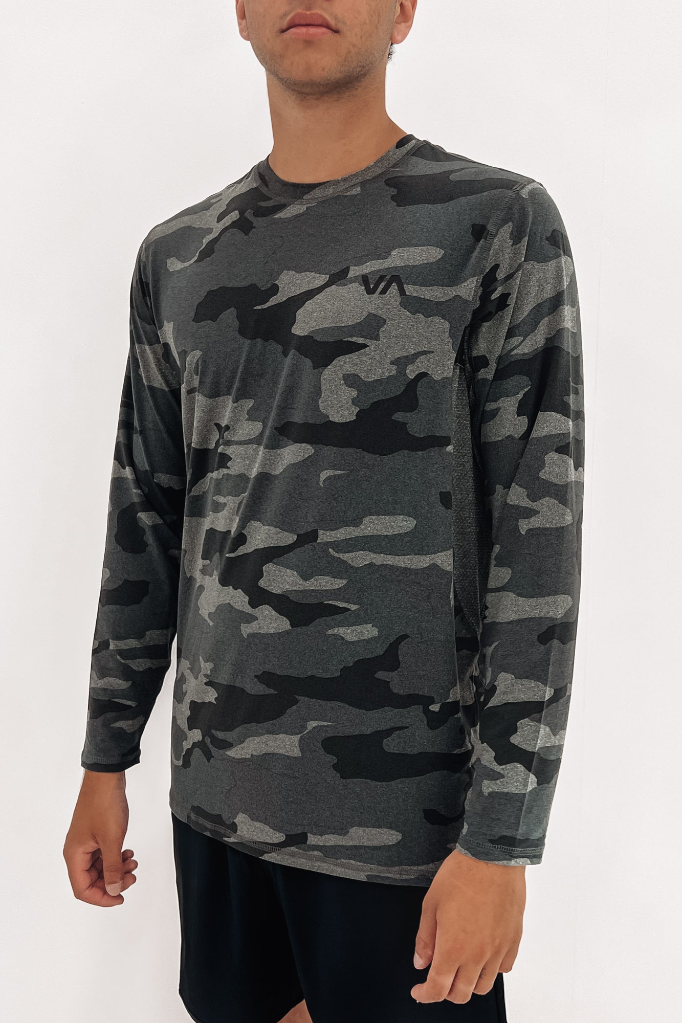 Sport Vent Long Sleeve Tee Camo