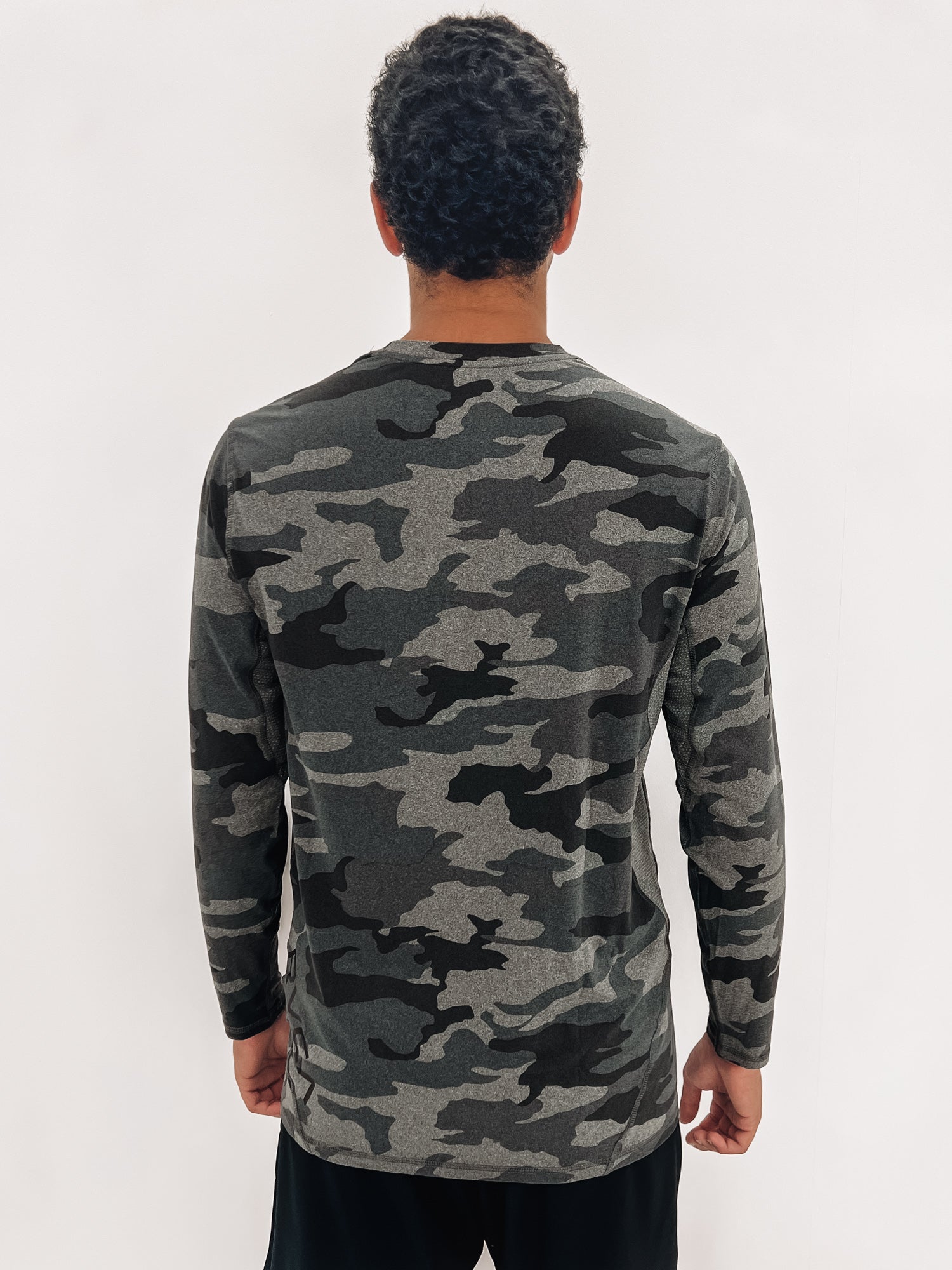 Sport Vent Long Sleeve Tee Camo