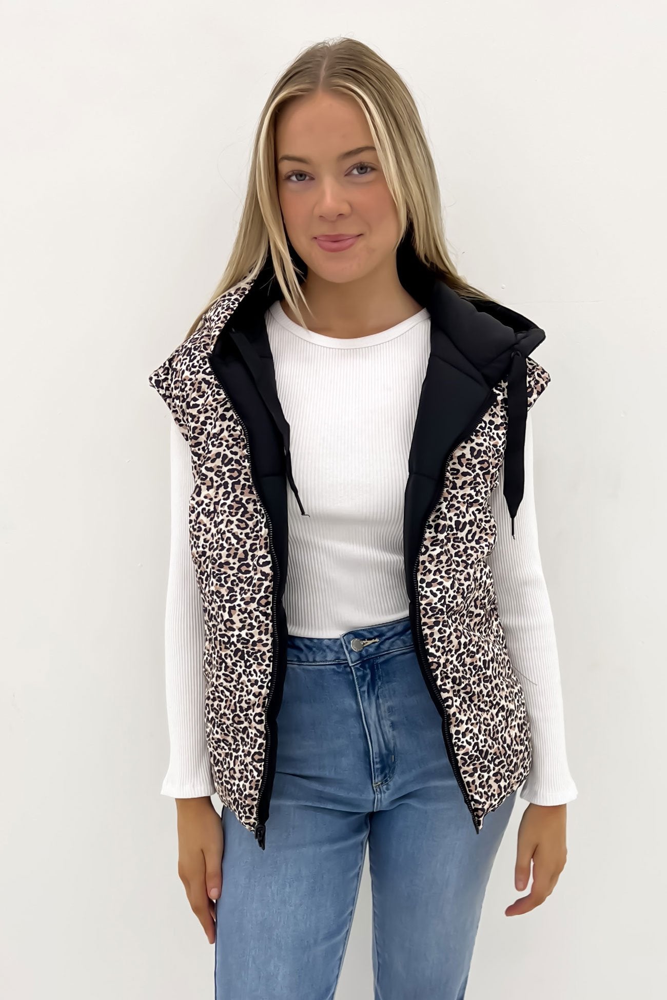 Sports Leopard Vest Black