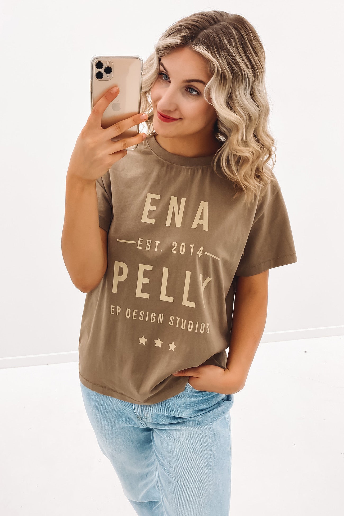 Stacked Text Tee Washed Taupe