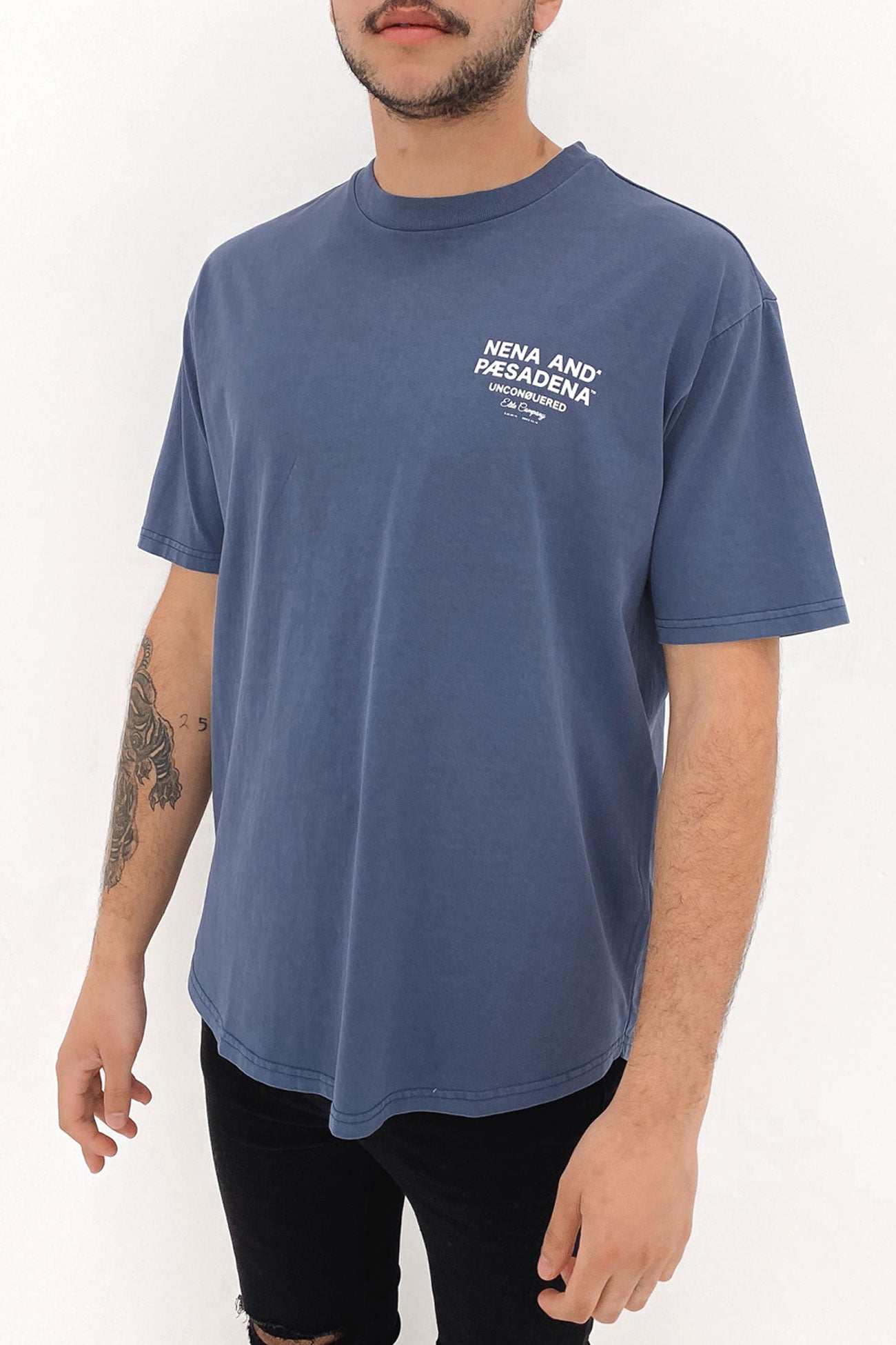 Status Box Fit Scoop Tee Pigment Insignia Blue