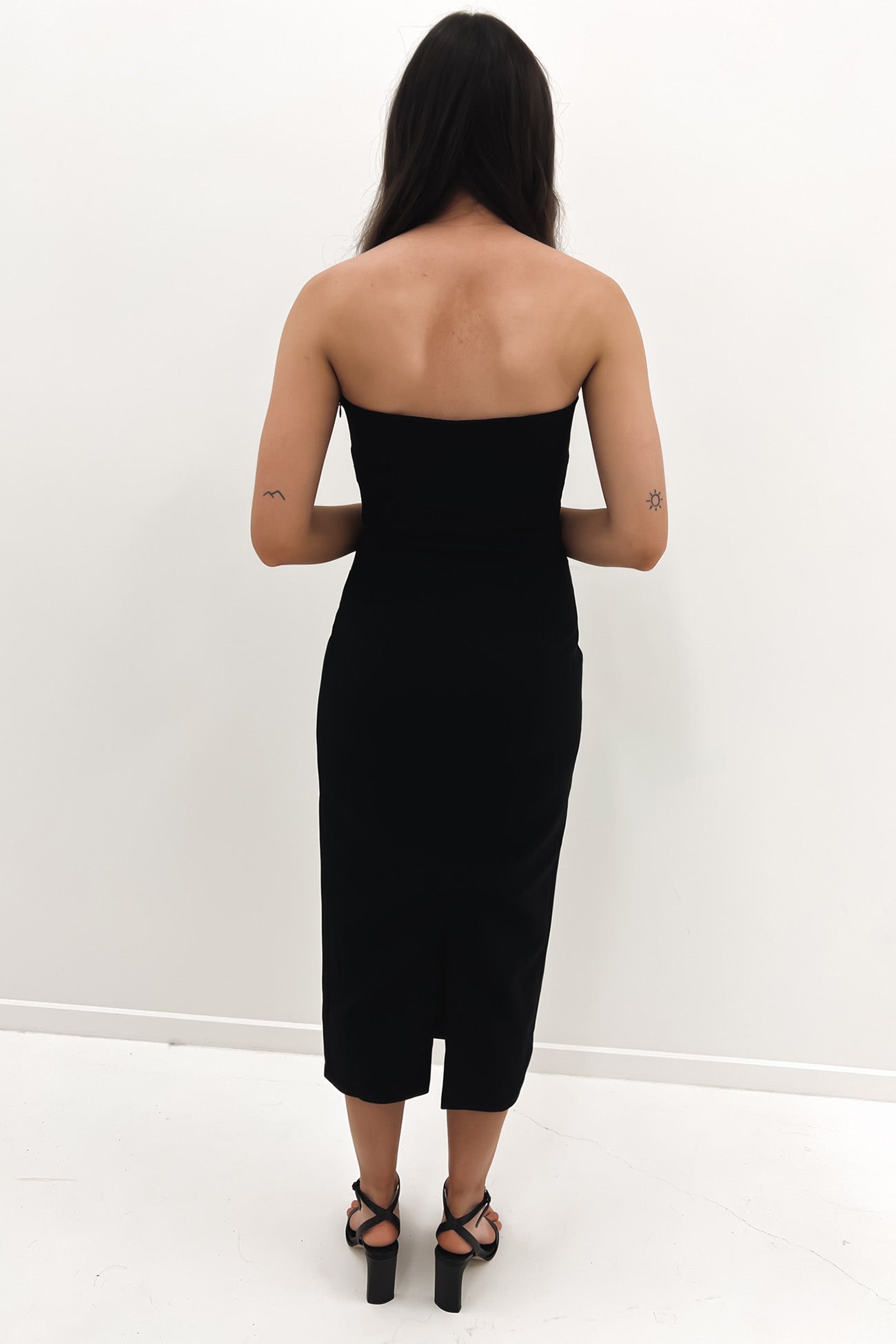 Strapless Wave Midi Dress Black