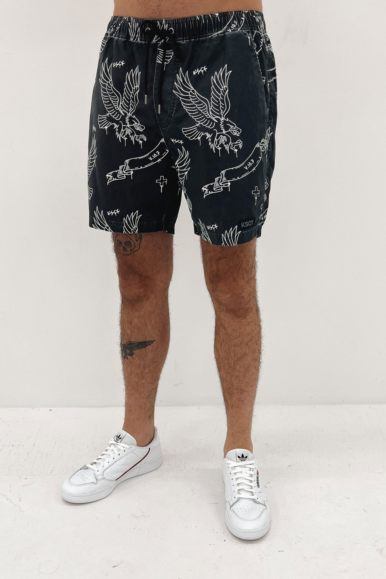 Sustain Beach Short Black White Print