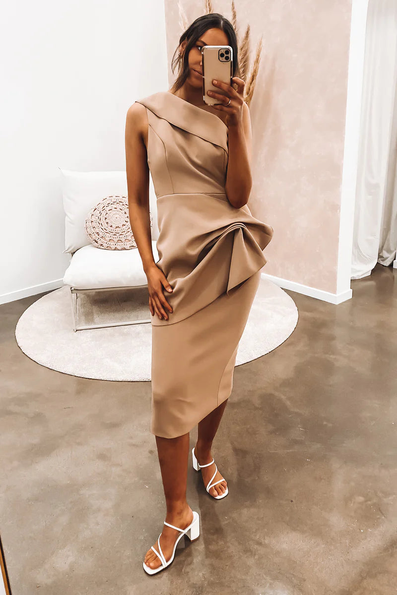 Thinking Out Loud Midi Dress Mocha