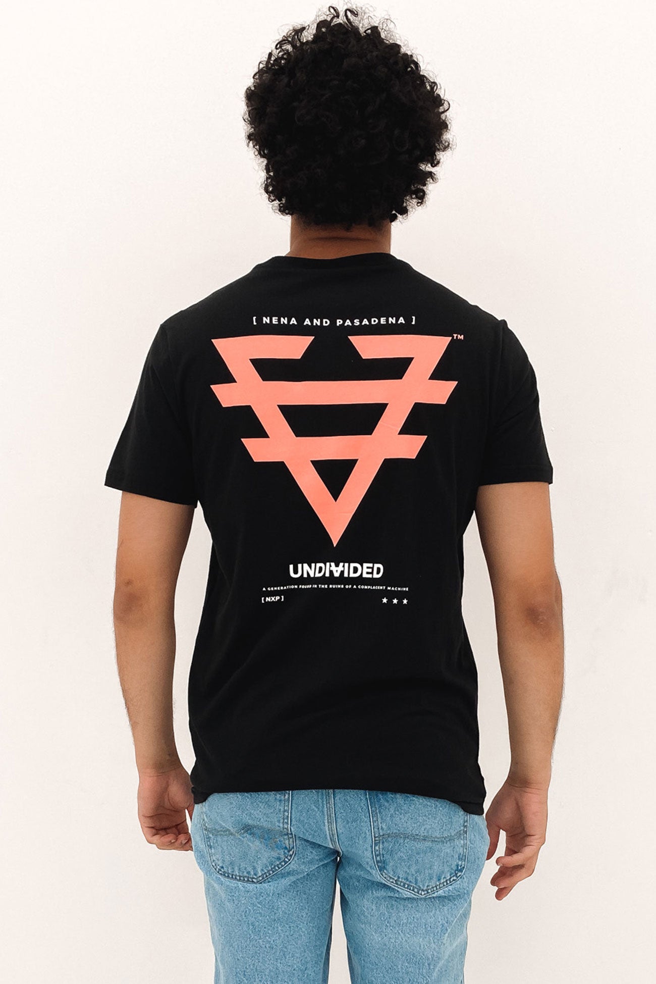 Undivided Cape Back Tee Jet Black