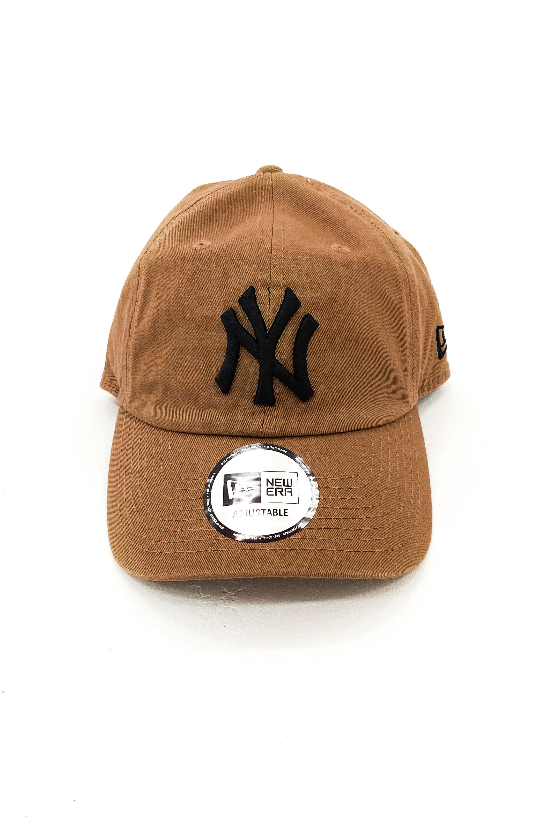 New York Yankees 9FORTY Cloth Strap Khaki Black