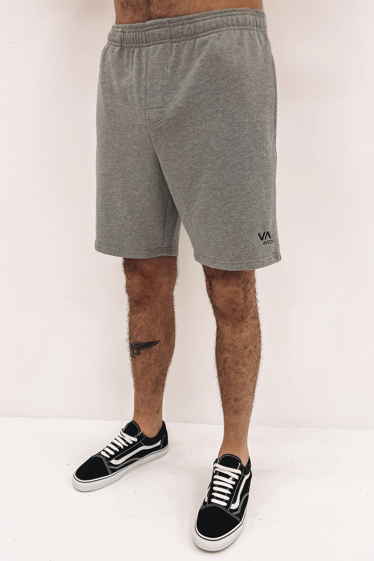 VA Essential Sweatshort Light Marle