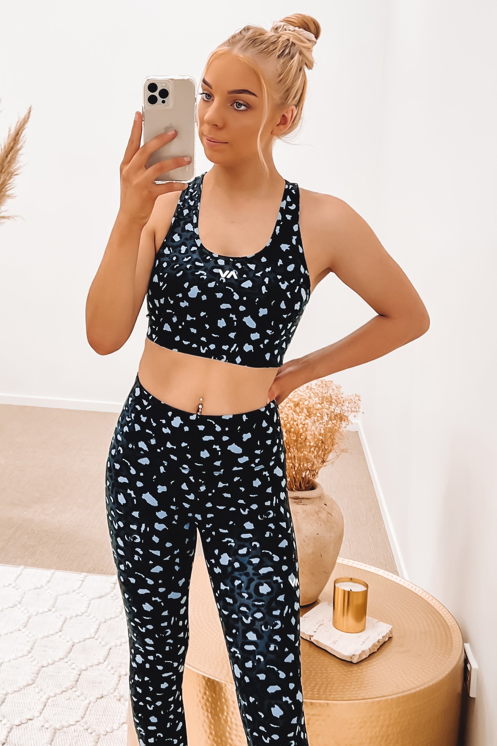 VA Essential Sports Bra Leopard