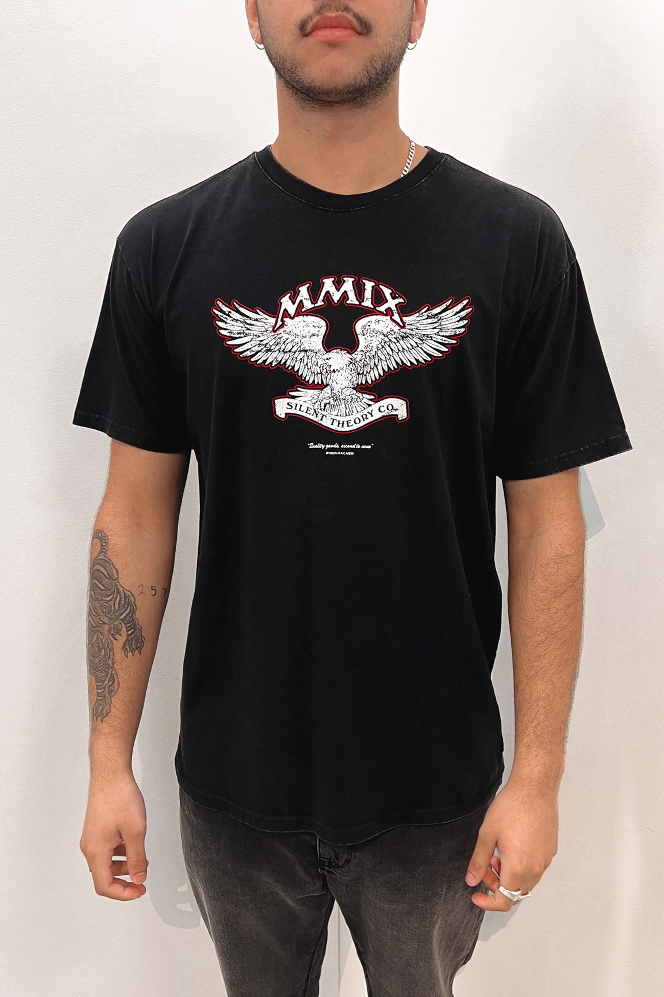 Wings Of The Night Tee Washed Black