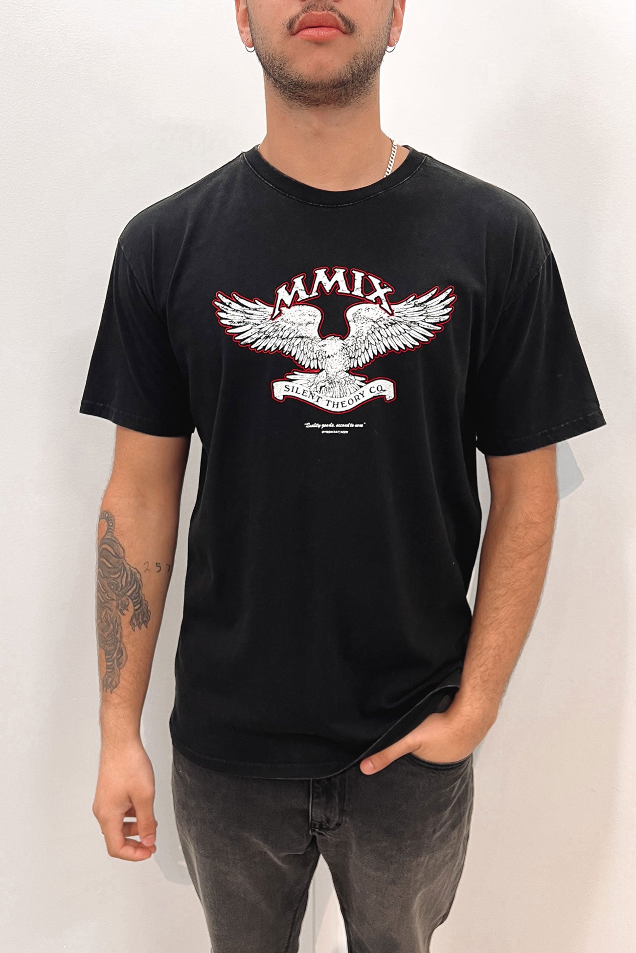 Wings Of The Night Tee Washed Black