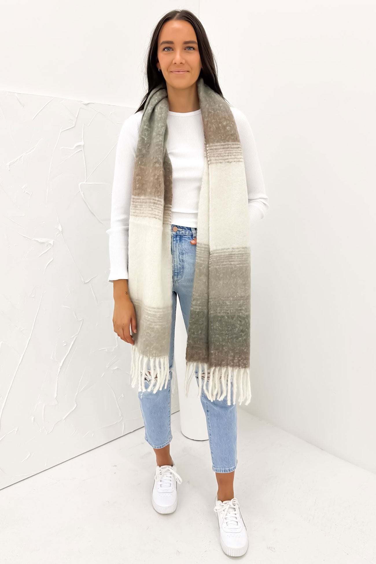 Yura Scarf Grey Multi