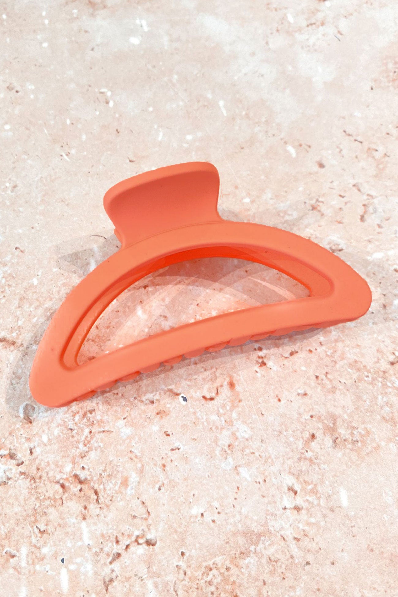 Laena Claw Clip Peach